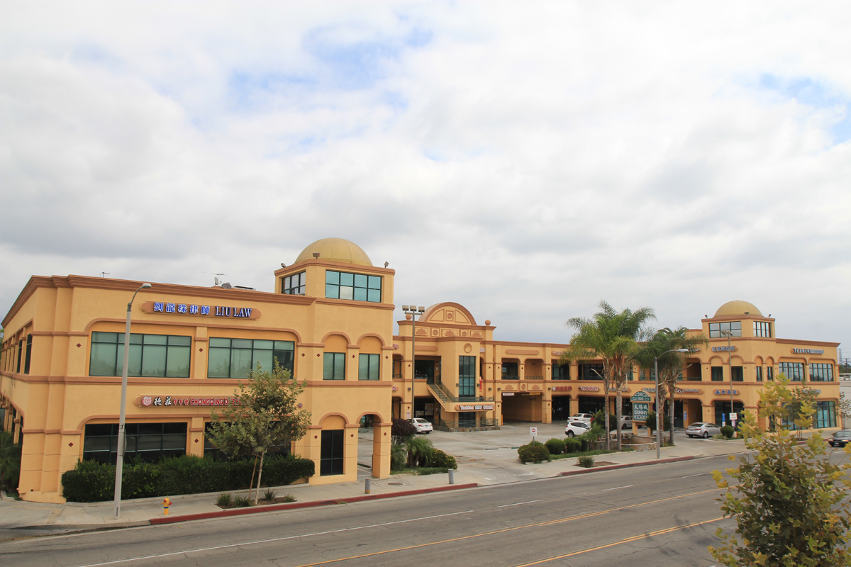 Sunny Plaza project photograph